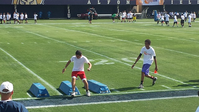 波蘭隊長萊萬回應隊友傳出更多球就好了我得適應球隊.